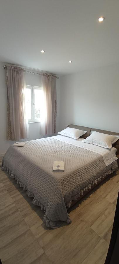 Apartman Stipan Omis Exterior photo
